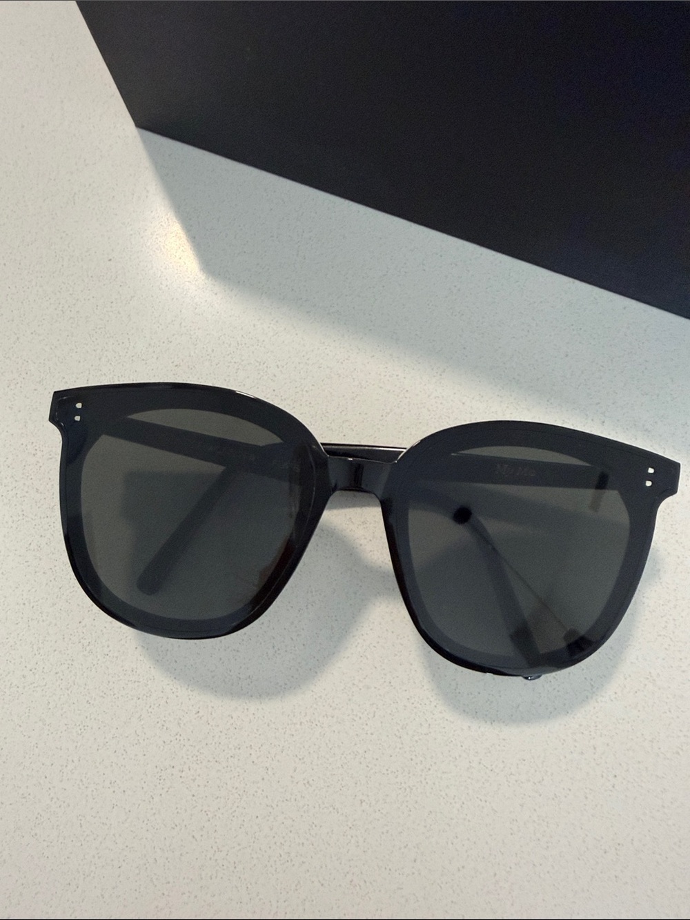GENTLE MONSTER “My Ma” Black Oversized Sunglasses